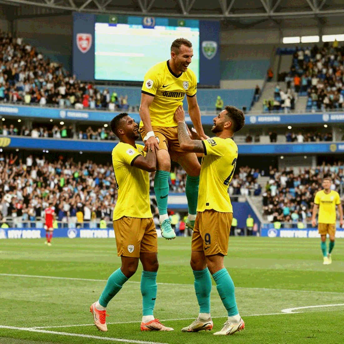 Hai sân, một tuần: VFF chia đôi đội tuyển Việt Nam và U23 trong cửa sổ FIFA cuối cùng của năm 2026