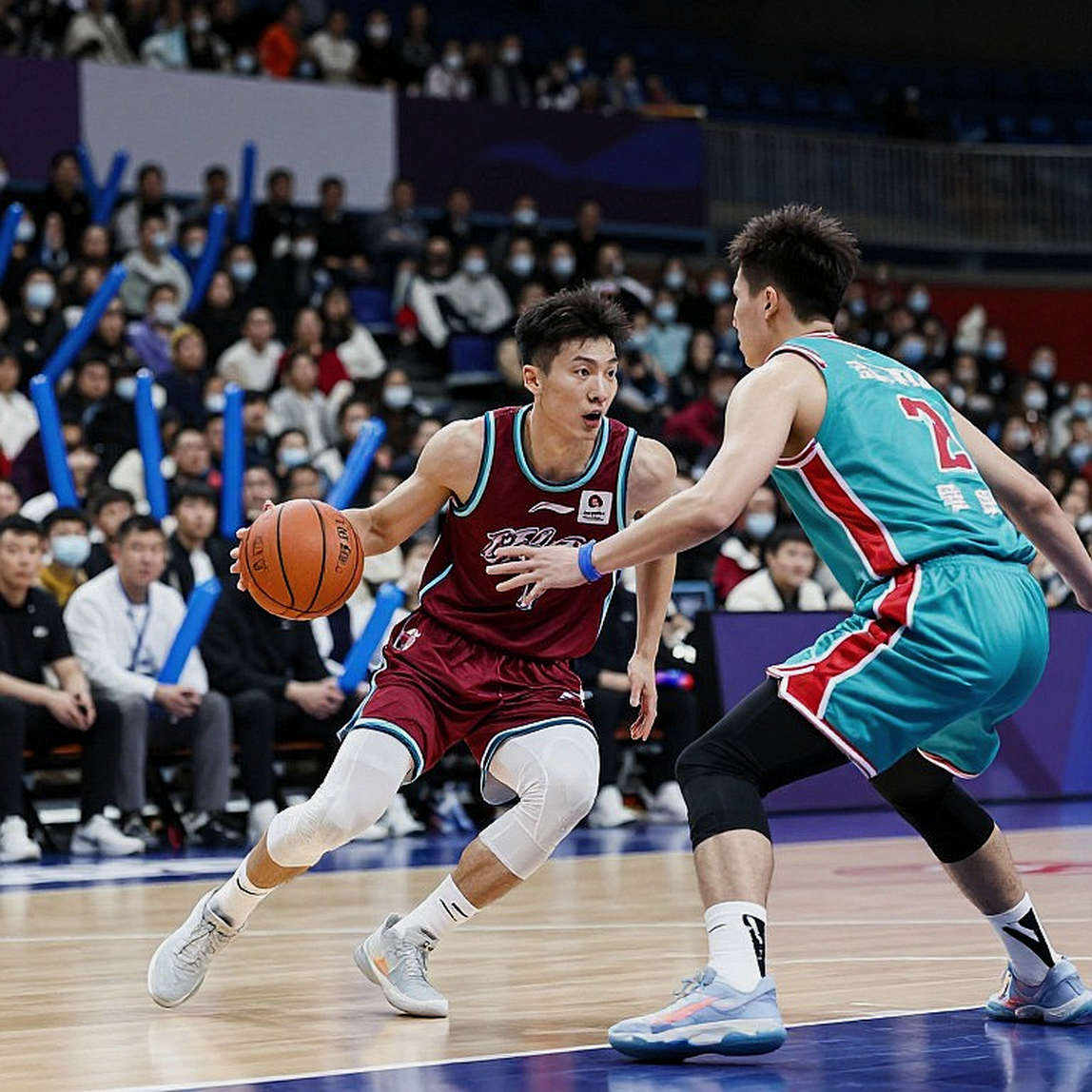 Efes đánh bại Besiktas 89-80 tại EuroLeague: 57 điểm trong hiệp một, 8 điểm trong hiệp ba và phần sự thật mà tỷ số che khuất