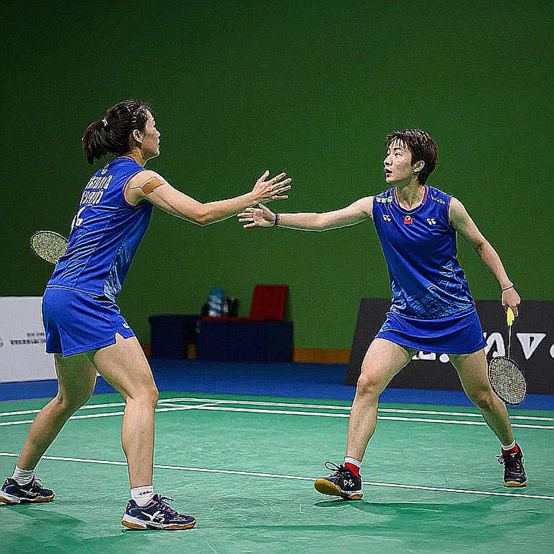 Alwi Farhan tập cùng Momota trước Asian Games 2026: khoảng trống nằm ở chỗ không ai quay lại đo Alwi Farhan tập cùng Momota trước Asian Games 2026: khoảng trống nằm ở chỗ không ai quay lại đo