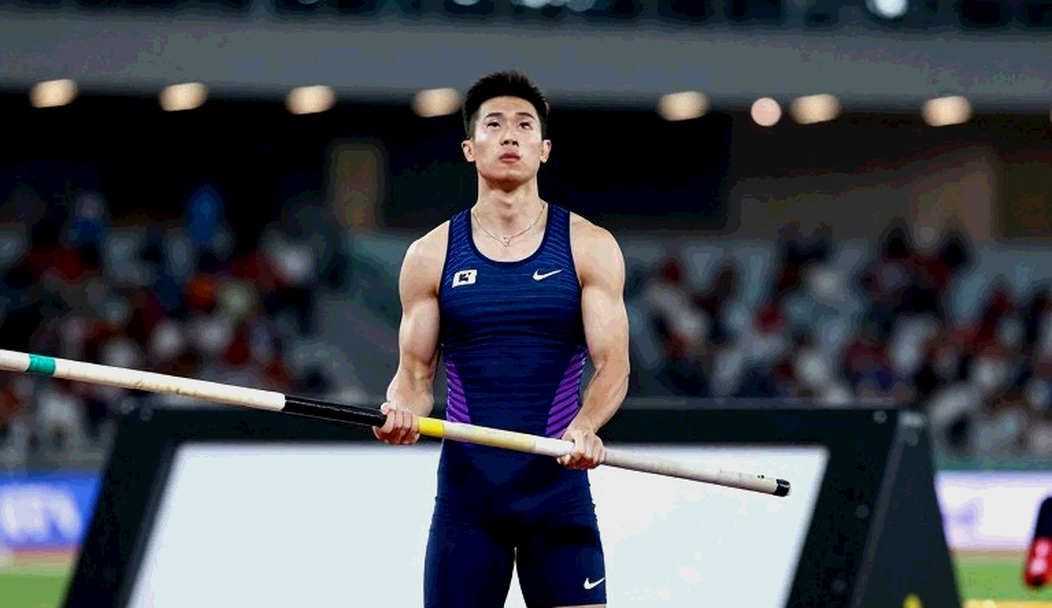 12:56 ở Copenhagen: Khi nhà vô địch Olympic bị vượt ở những mét cuối 12:56 ở Copenhagen: Khi nhà vô địch Olympic bị vượt ở những mét cuối