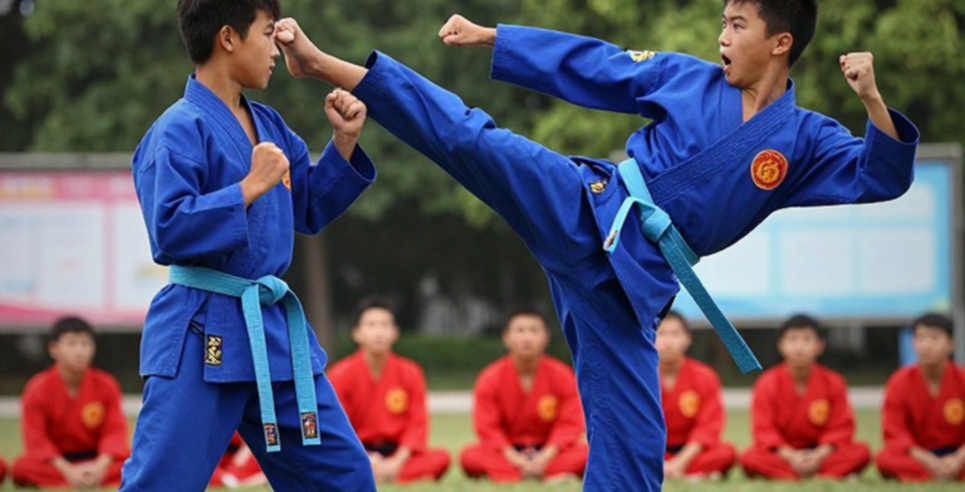 Dây chằng không nói dối: Giải mã làn sóng chấn thương trong võ thuật Việt Nam Dây chằng không nói dối: Giải mã làn sóng chấn thương trong võ thuật Việt Nam
