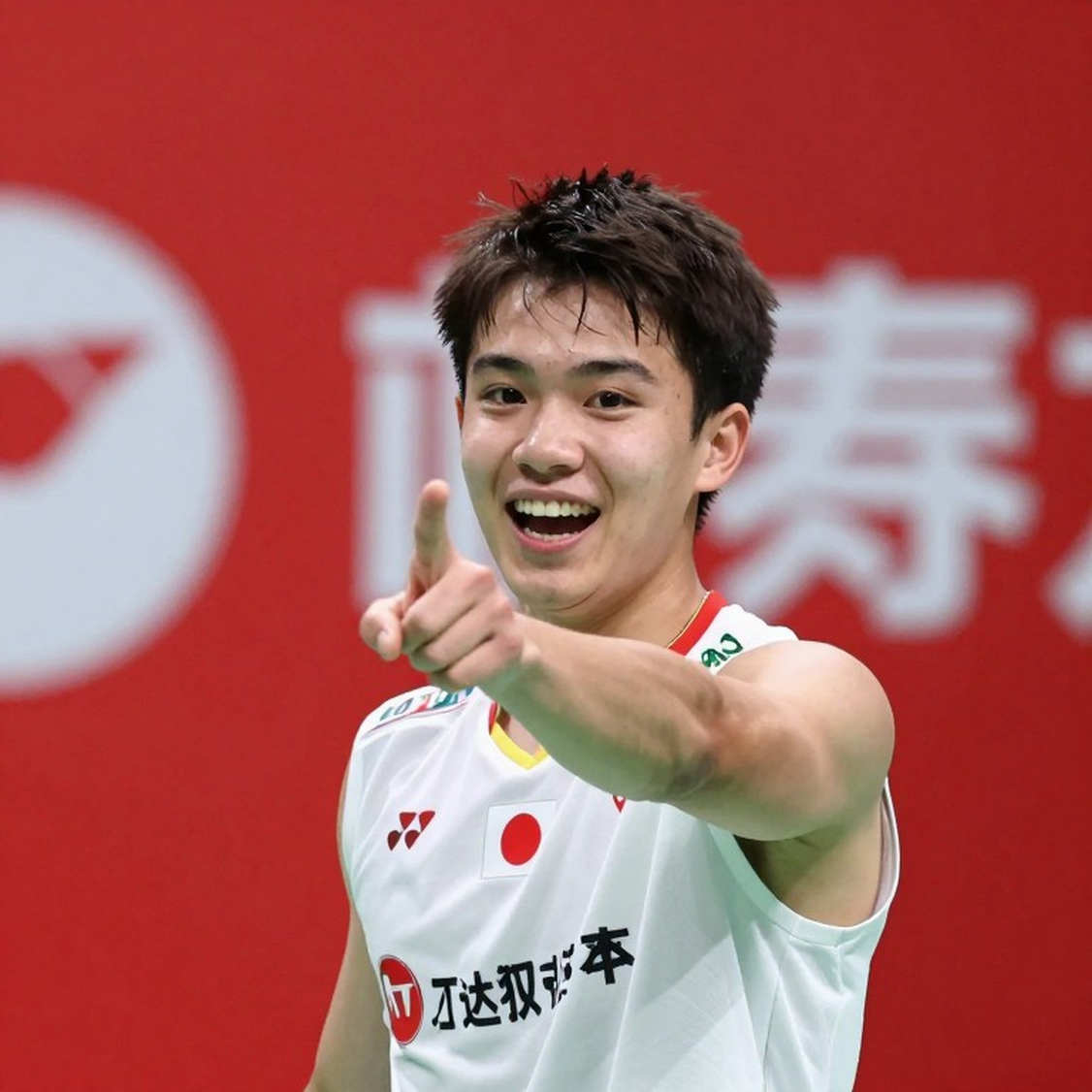Nguyễn Tiến Minh thắng vòng loại Vietnam Open 2026: Chiến thắng của người đọc sân, không phải của kẻ mạnh Nguyễn Tiến Minh thắng vòng loại Vietnam Open 2026: Chiến thắng của người đọc sân, không phải của kẻ mạnh