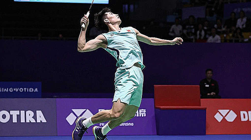 Nguyễn Tiến Minh thắng vòng loại Vietnam Open 2026 ở tuổi 43: Kinh nghiệm đè bẹp chuyên gia đánh đôi