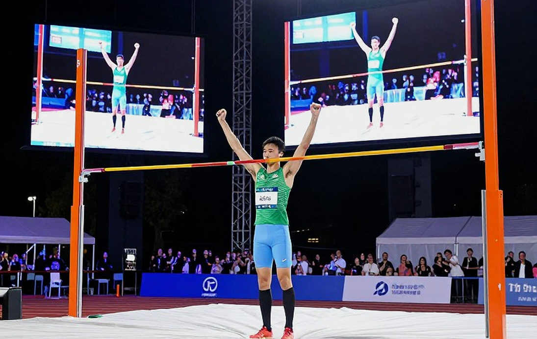 Đường chạy ven vịnh Hạ Long 2026: 15.000 suất đăng ký và một kỷ lục chờ kiểm chứng